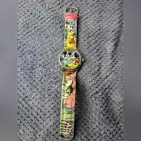 Mickey Mouse & Minnie Mouse Rare Disney  women Large Size 40 mmMickey Mouse & M - Picture 4 of 11